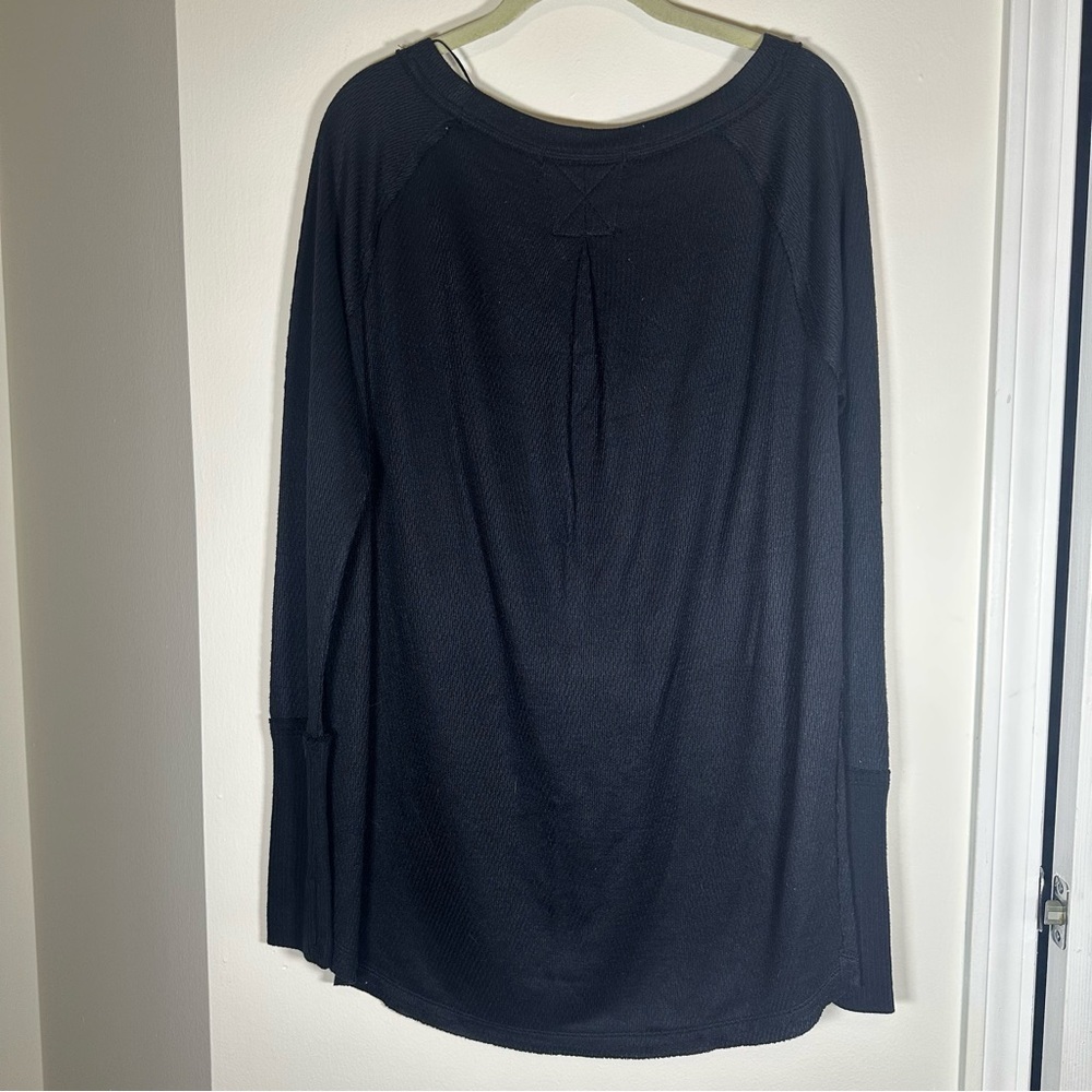 NWT We the Free Relaxed Fit Black Thermal Size Small oversized - Picture 2 of 10